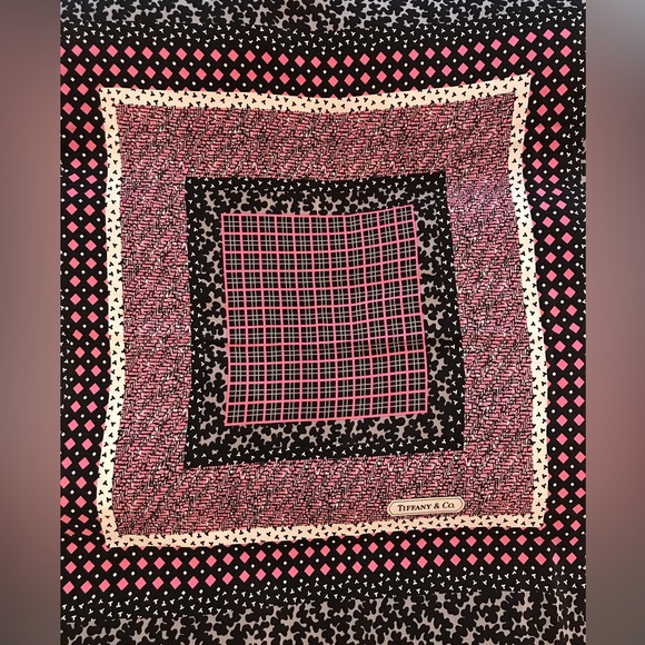 Tiffany & Co. Silk Scarf with Box - 35”x 35” 🤩 - Picture 12 of 17